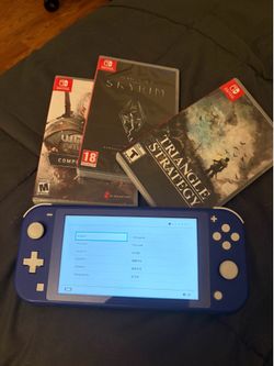Nintendo Switch Lite + 3 Games