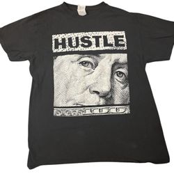 Delta Pro Weight Sz M  Men Graphic Tee Shirt Black & White