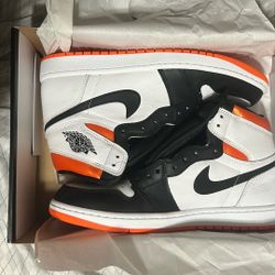 JORDAN 1 ELECTRO ORANGE 