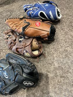 4 gloves