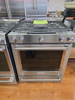 30" KitchenAid Slide-In Gas Range