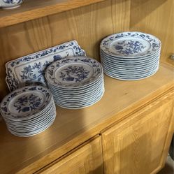 Blue Danube China Set 