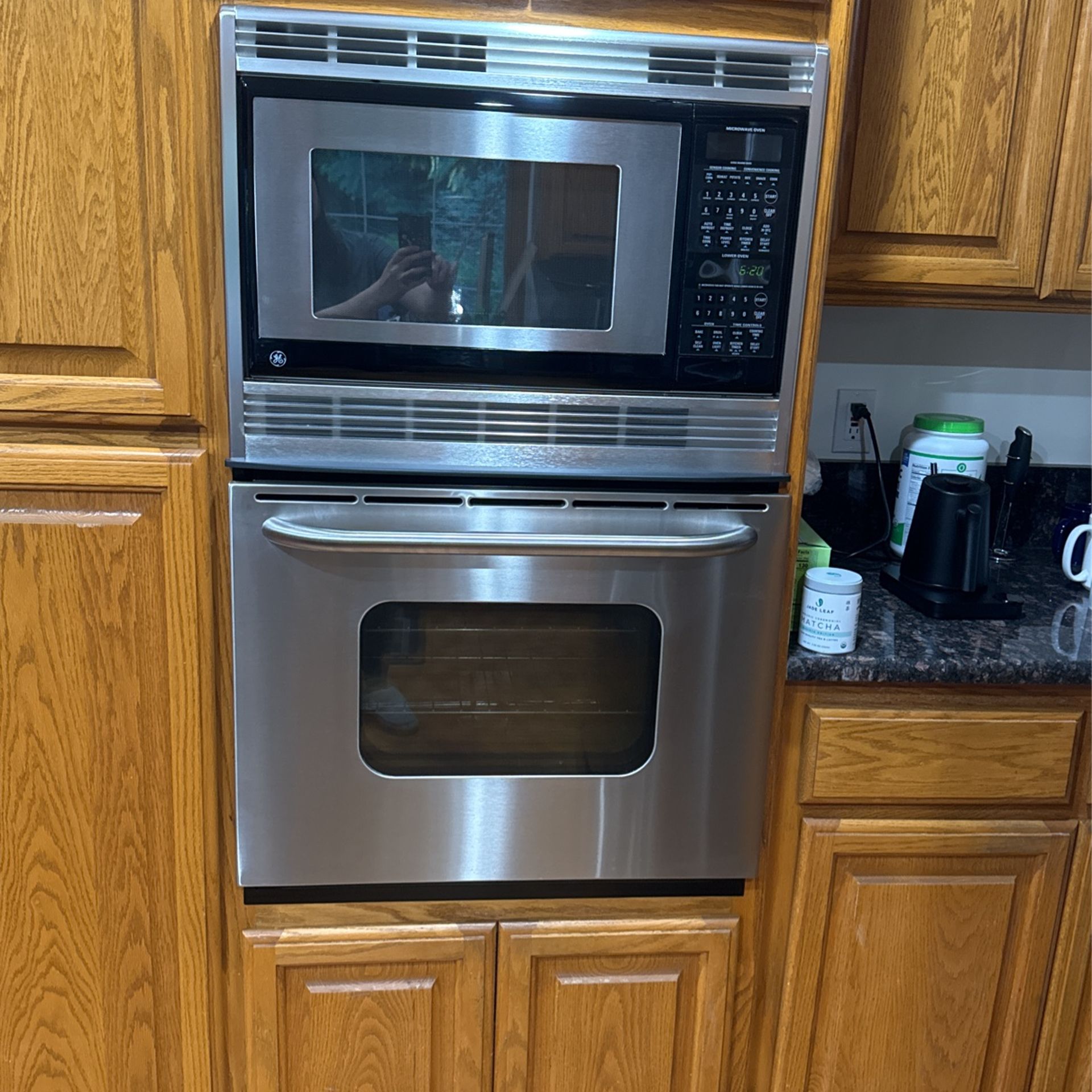 GE 27” Built in Wall Oven and Microwave