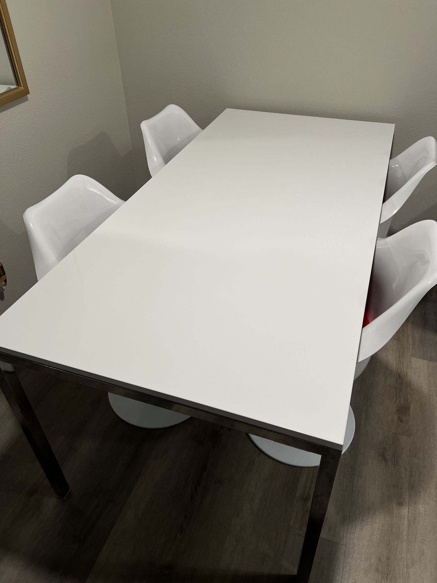 Dining Table With 4 Chairs