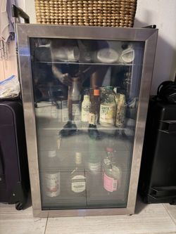 Beverage fridge