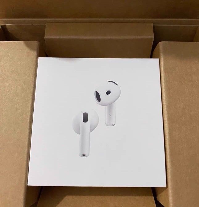 Brand New Airpds 4