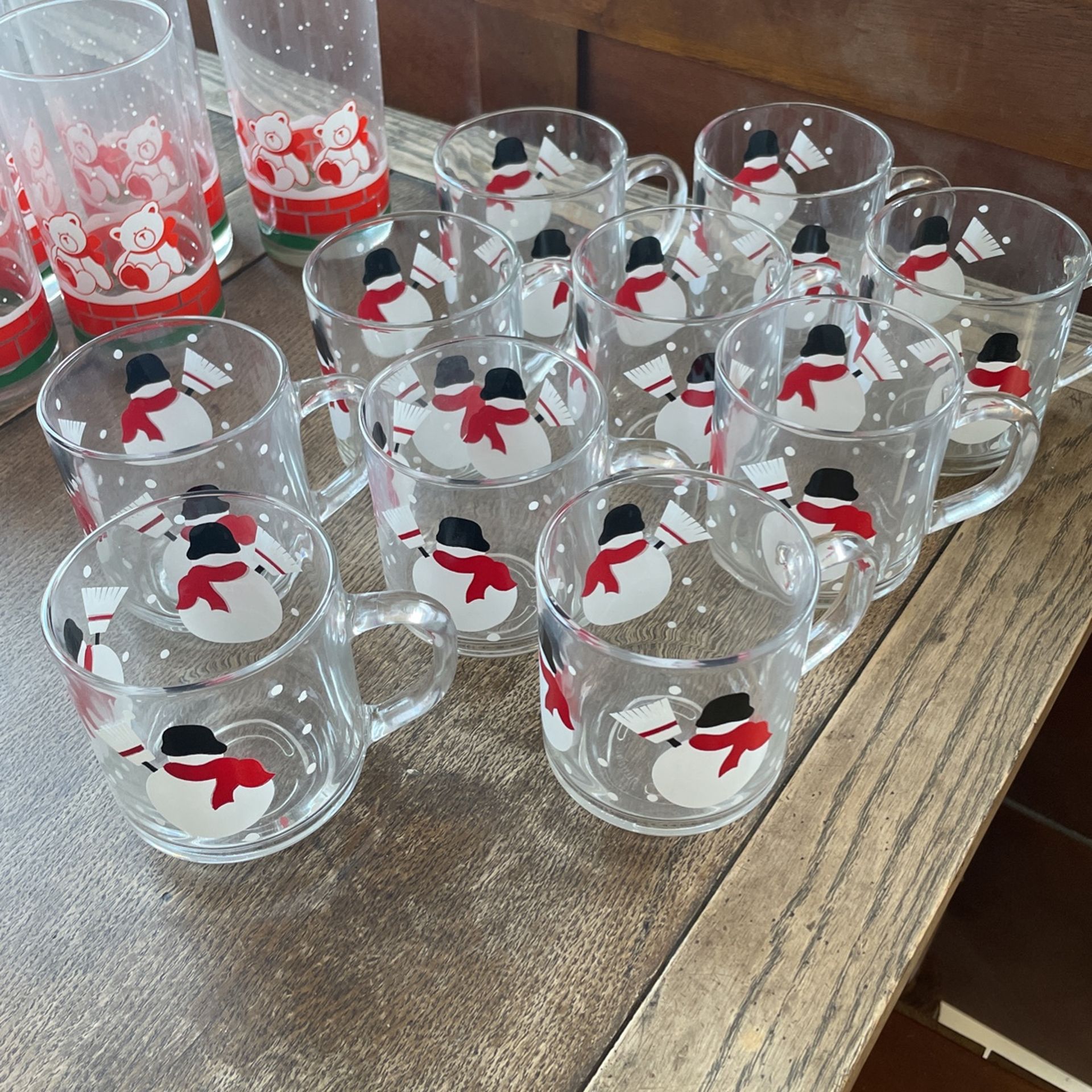 Glass Snowmen Mugs NEVER USED