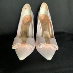 Ted Baker Ichlibi Statement Bow Court Heel, 37/7