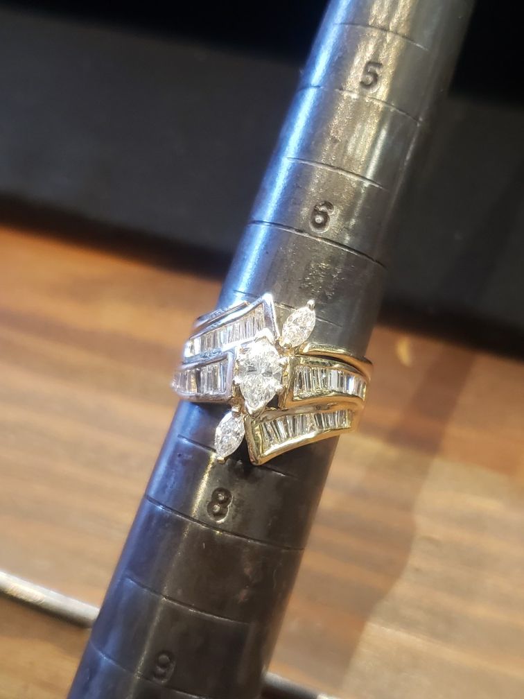 Beautiful diamond ring size 7