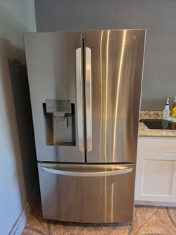 LG  French Door Smart Refrigerator with External Ice