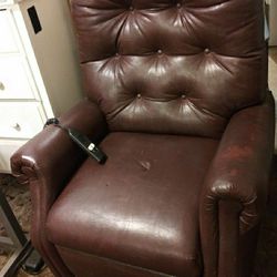 Power Lift Recliner Chair for Elderly and Mobility Challenged