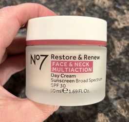 NEW NO. 7 RESTORE & RENEW FACE & NECK MULTIACTION DAY CREAM SPF 30 FULL SIZE $10!!