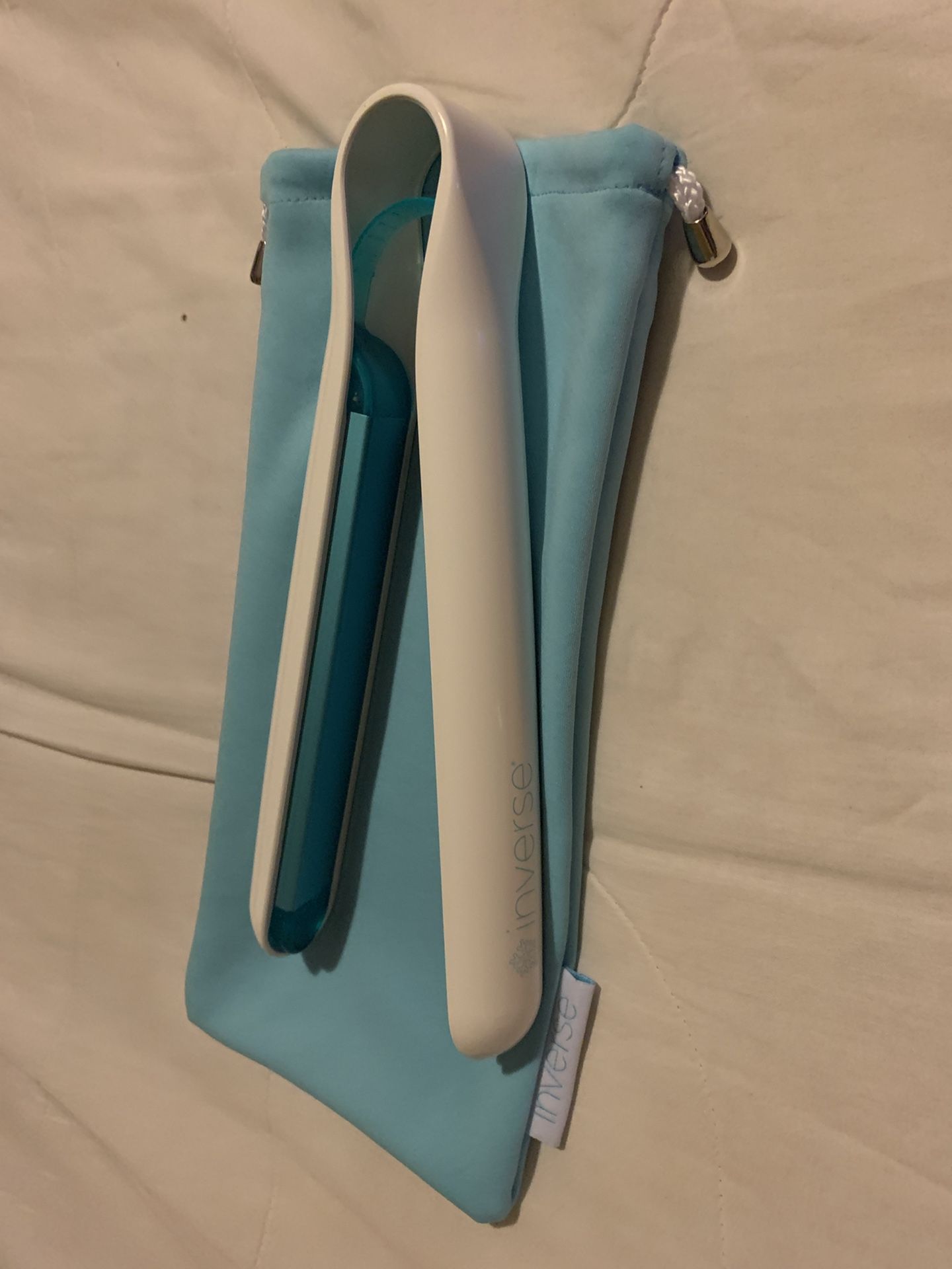 inverse  Plancha para el pelo estable Pancha el pelo donde quiera que andes ya sea en el baile en el carro donde quiera que te encuentres es de bateía