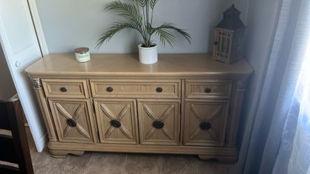 Real Wood Dining Room Cabinet with drawers