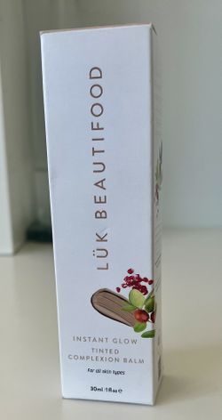 all natural COLLECTION INSTANT GLOW TINTED COMPLEXION BALM