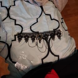 Gothic Lace Choker