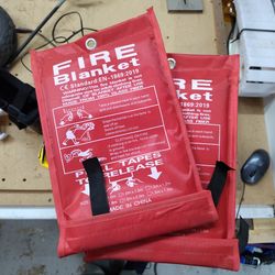 2 new fire blanket fire extinguishers