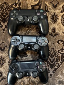 PS4 controller
