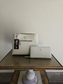 Vanessa Williams Tote Bag & Wallet Set