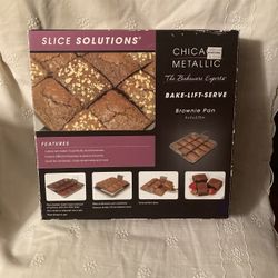 NEW Pre-sliced Brownie Pan Chicago Metallic 