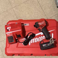 Milwaukee M18 Fuel Impact Screw Gun Brushless