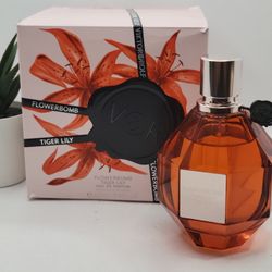 Viktor&Rolf
 
Flowerbomb Tiger Lily Eau de Parfum

3.4 fl 