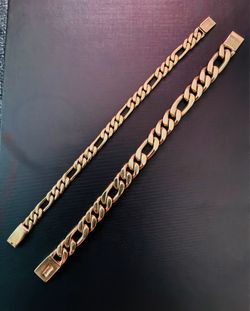 Two Solid 10K Gold Figaro Bracelets - Heavy 71.9 dwt / 111.8 Grams