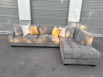Sectional couch