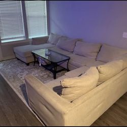 6 Seat Sectional With Pull-Out Bed 