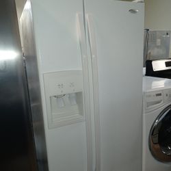 Whirlpool White Refrigerator Side By Side 