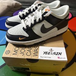 Nike Dunk Low Mini Swoosh Orange Size 6 Youth 