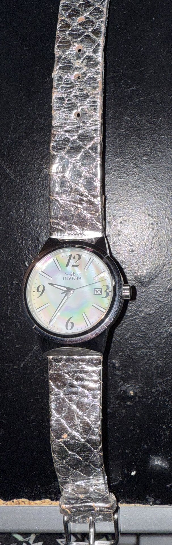 Invicta Watch With Silver Strap & Date Display