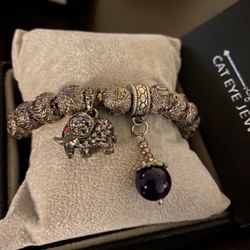 New Tibetan Silver Elephant Charm Bracelet | Unisex
