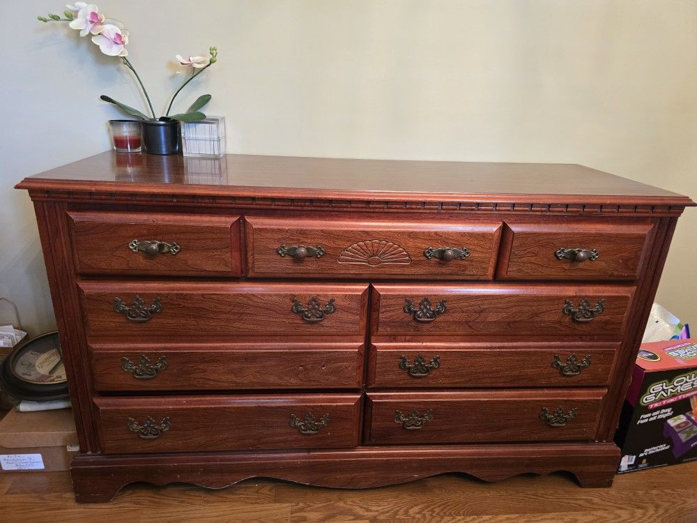 Cherry Wood Twin Bedroom Set