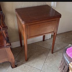 Beautiful Antique Sewing 🧵 🪡 Machine 