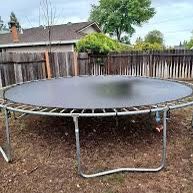 Trampoline / Trampolín 
