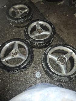 17' rims off a 96 camaro RS 5 lugg