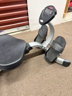 Rowing machine never used