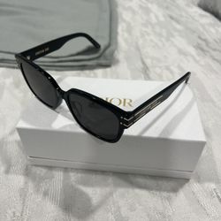 New DiorSignature S7F 10A0 Black Sunglasses 58-18-145mm