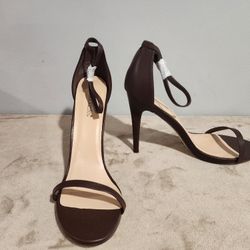 New Brand Brown Heels