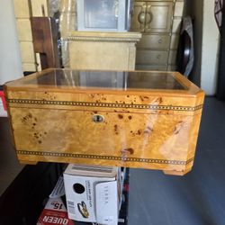 birdseye maple veneer cigar humidor