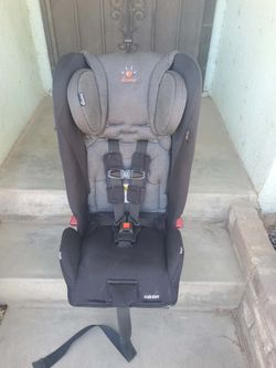 Diano Booster Car Seat Expires 2027