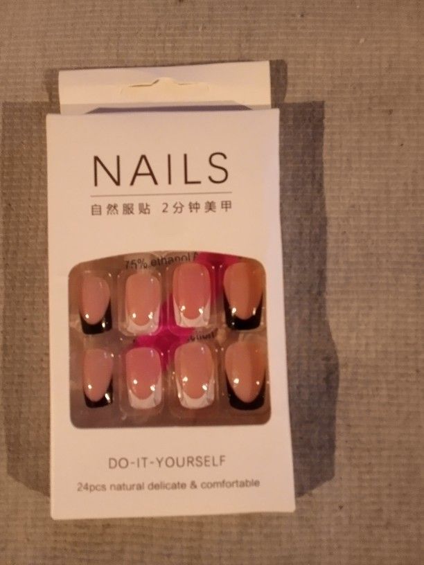 Artificial Nail Sets 