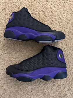 Size 8.5 (Pre owned, no box, missing insoles) - Air Jordan 13 retro court purple