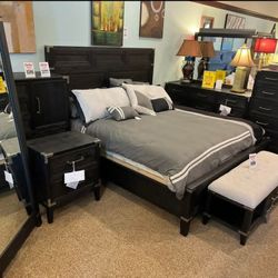 QUEEN BRAND NEW BLACK BEDROOM SET PILLOW TOP MATTRESS AND BOXSPRING SAME DAY DELIVERY 