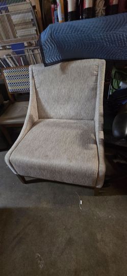 Gray Fabric Sectional Sofa with Chaise
