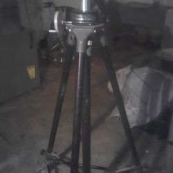 Spectra-Physics Laserplane,Inc. Mobile Tripod. Model 951