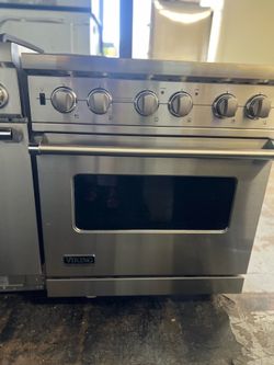 VIKING 30”WIDE INDUCTION ELECTRIC 220V RANGE STOVE WITH GLASS TOP