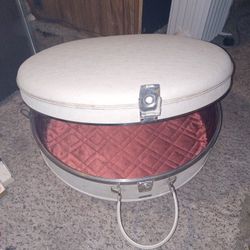 Vintage Hat Case