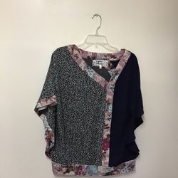 Women’s PINK MARTINI Polyester/spandex pull over top… Size-large
